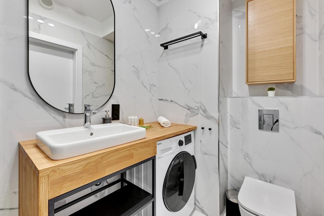 Apartament Walowa Stara Stocznia Danzica Esterno foto